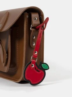 The Hello Kitty Apple Charm -Cambridge Satchel APCNA1704PGH20101 4 139329