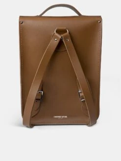 The Portrait Backpack -Vintage -Cambridge Satchel IMG 7814 36b46048 d596 4c8c 801f 5b5e55296a15