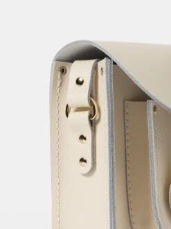 The 11 Inch Satchel - Vanilla -Cambridge Satchel SAT111664MPG20101 5 587688
