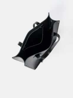 The Tote - Black Celtic Grain 16 The Tote - Black Celtic Grain -Cambridge Satchel TOTNA1419PGH20101 8 570083