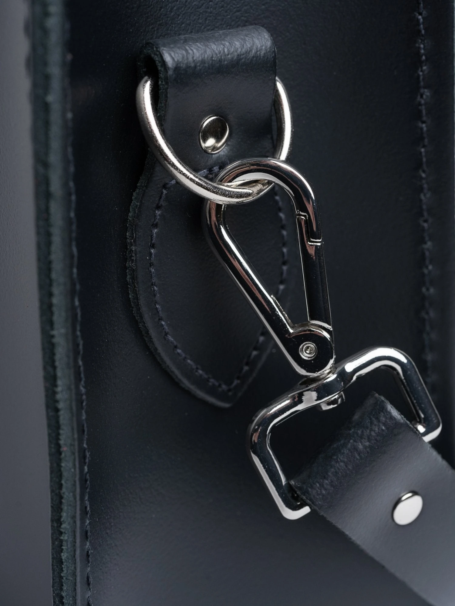 The 15 Inch Batchel -Black 7 The 15 Inch Batchel -Black - Image 6