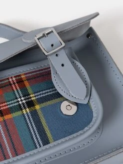 The LNY 11 Inch Batchel -Cambridge Satchel the lny 11 inch batchel 764032