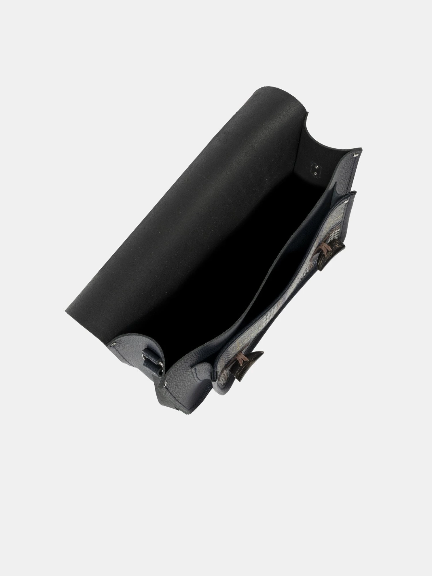 The Messenger -Navy Celtic Grain & Gloverall Grey Check 7 The Messenger -Navy Celtic Grain & Gloverall Grey Check - Image 5